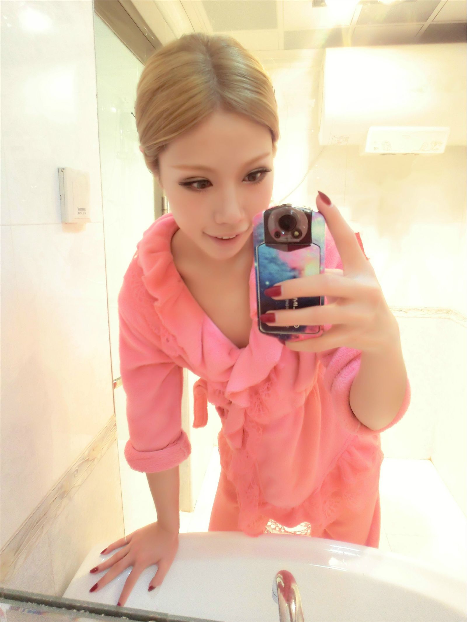 花哨尤物saisai的微博列表微女郎 2